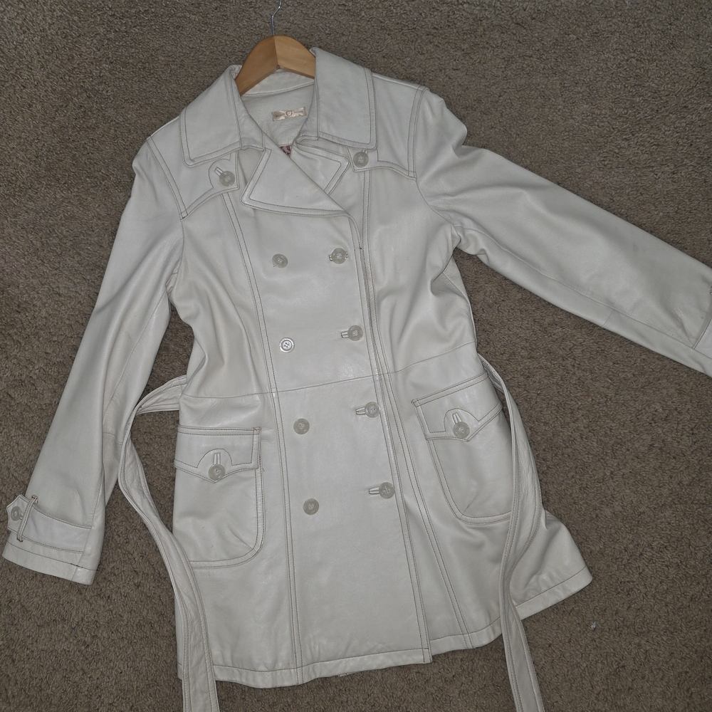 Wilson's Leather Ivory Double-Breasted Leather Trench Coat